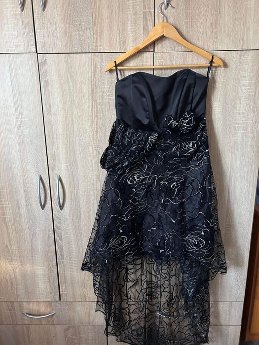 Rochie de seară, medie