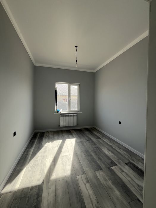 продам дом в хорошем районе 10 микрорайон.