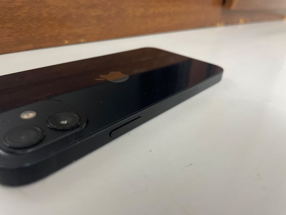 iPhone 12 отличное состояние