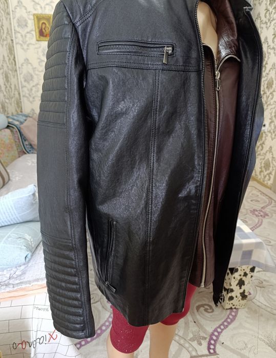 Ремонт кожаных курток и любых курток.