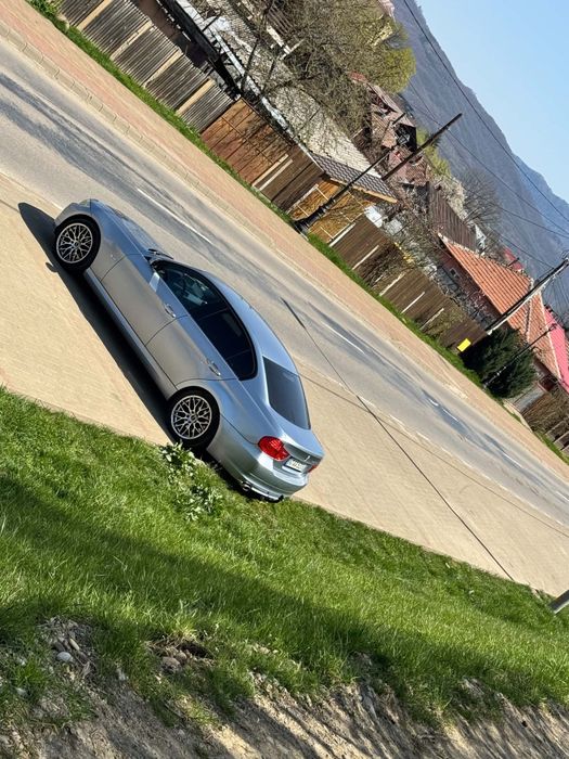 Vând BMW E90 320D 177 CP