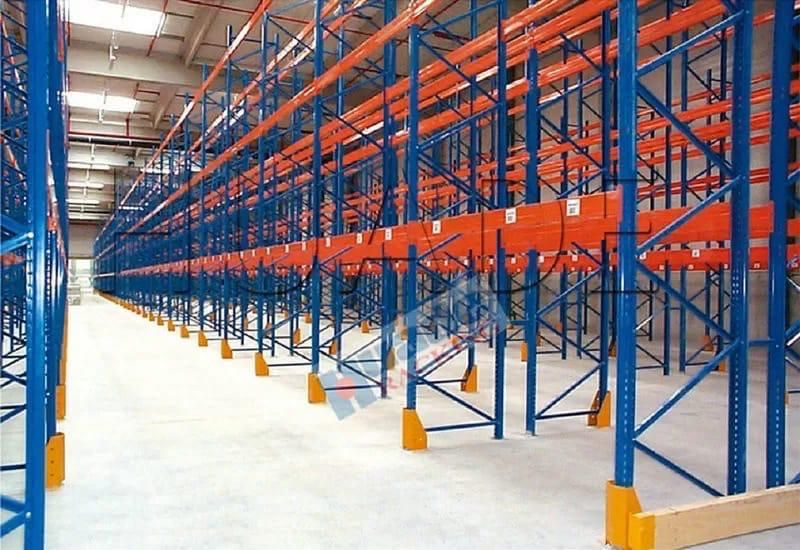 Rafturi metalice profesionale