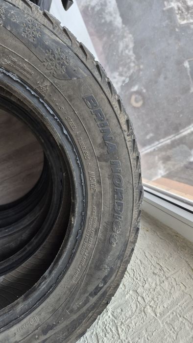 Продам шины летние и зимние.