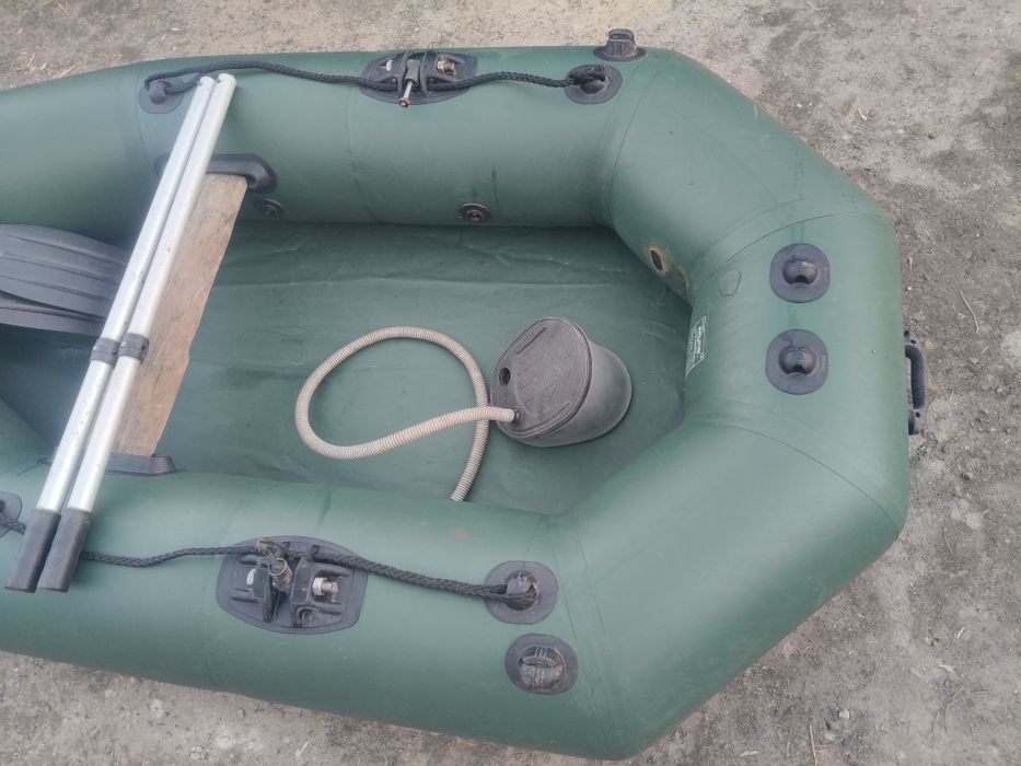 Продам Лодку kolibri