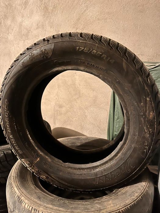 Продам резины виатти на 14 шипы