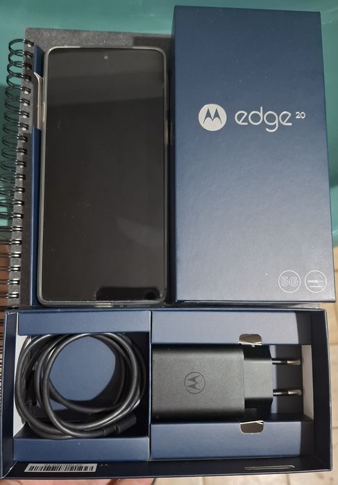 "Motorola Edge 20" -  8 RAM + 128 GB  5G + 108 MP камера