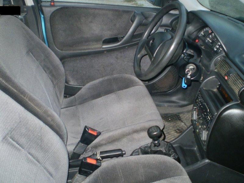 Опел Астра ф на части