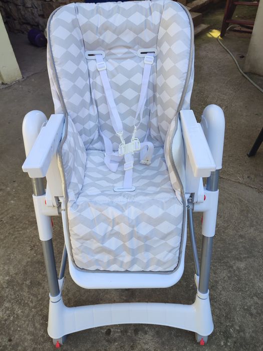 Scaun de masa pentru copii