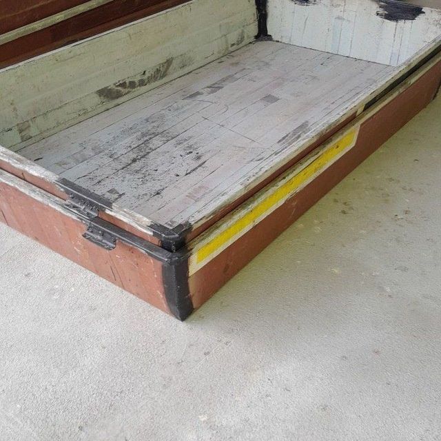 Хар хил турдаги опалубкалар, лесалар, мишалкалар, кореталар, бочкалар