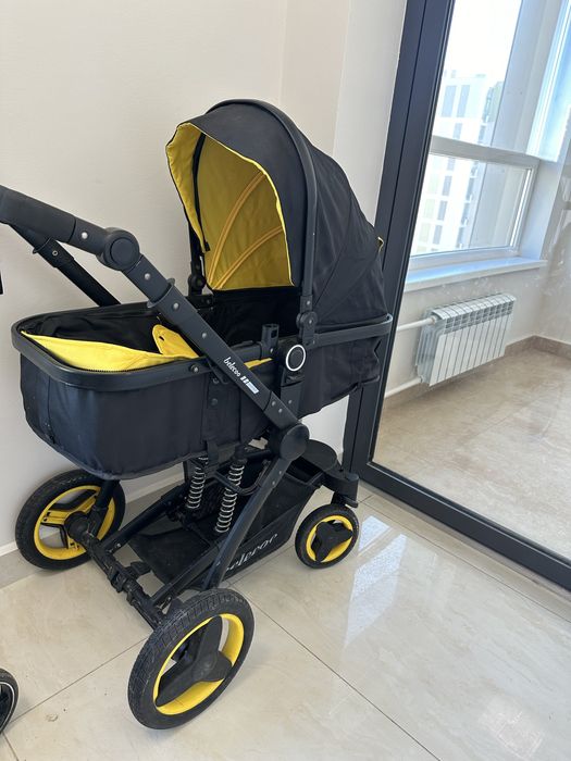 Коляска в хорошем состоянии