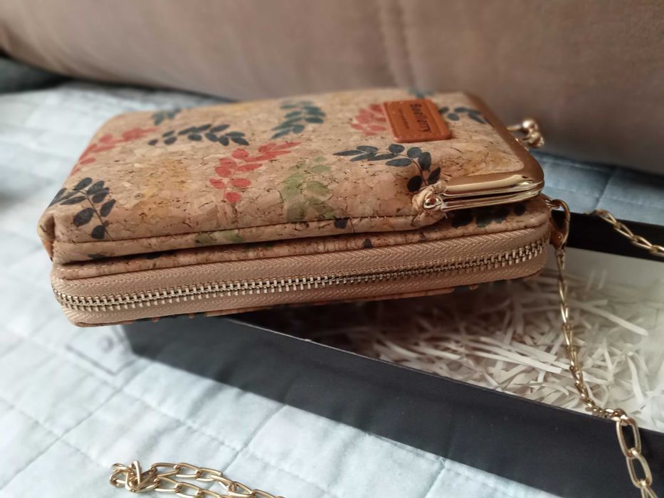 Новые сумочки продам