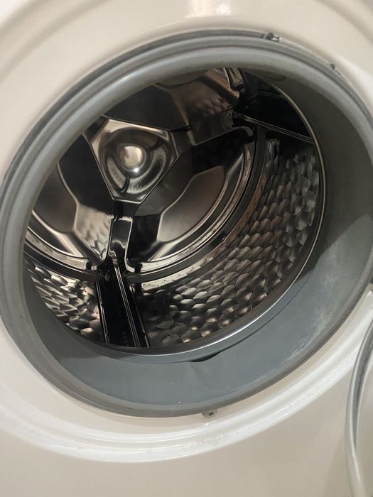 Стиральная машина Miele