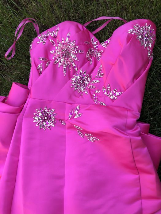 Продам платья