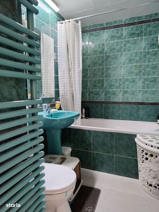 Apartament 3 camere, Q et. 3 din 4 în Nufărul, pe Aleea Onisifor Ghibu