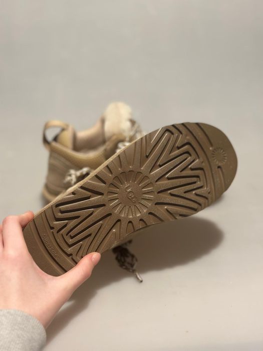 UGG Lowmel Sand - Toate Marimile Premium