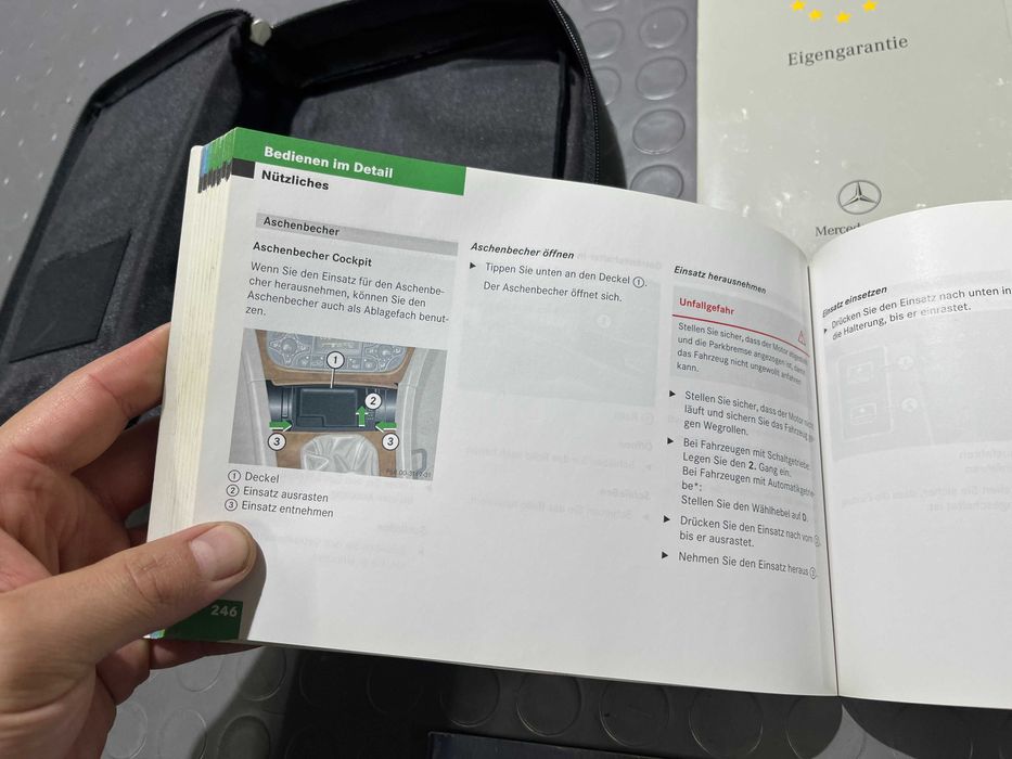 Оригиналните книжки и упътвания за Mercedes C-class W203