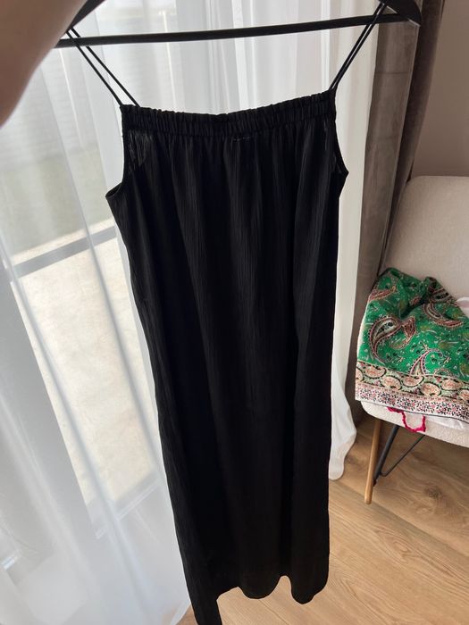 Rochie h&m s neagra