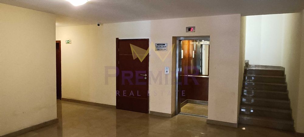 Продава се Мезонет в к.к. Златни пясъци - 200 кв.м за 1475 €/кв.м - Снимка #1