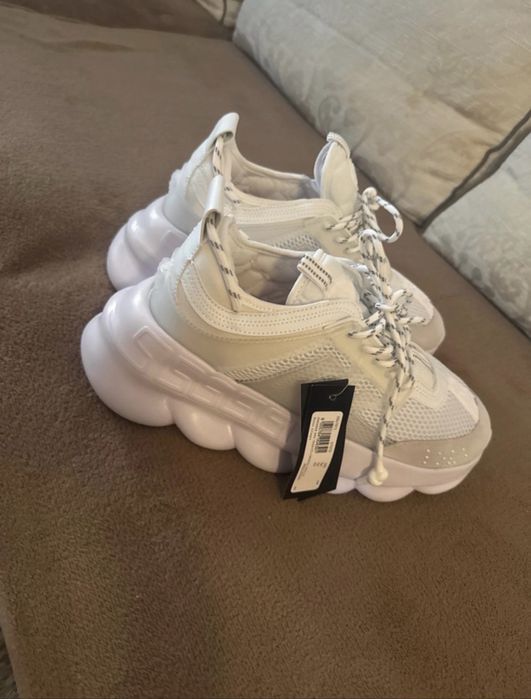 Versace Chain Reaction