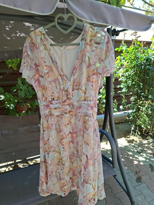 Rochie ocazie marca GUESS