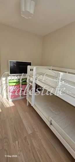 Тристаен Обзаведен апартамент в Трошево !