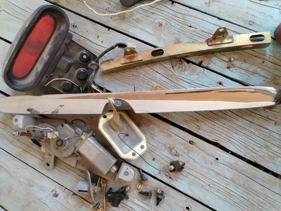 Matiz orqa fartug yangi, orqa bagajni stop, qosh. Arzon narxda beramam