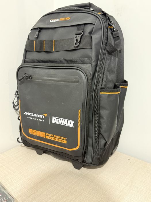 Раница за инструменти dewalt mclaren