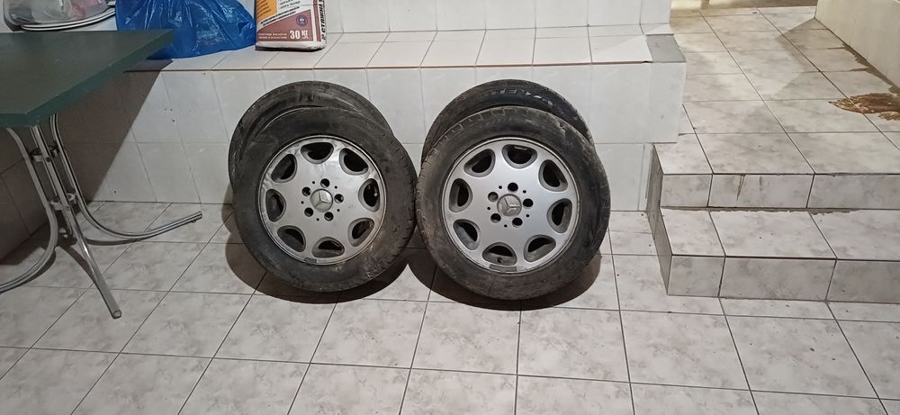 Продам диски с резинай