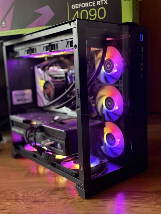 Мощен компютър/ I9 13900KS/Водно/64GB/RTX 4090/2TB SSD