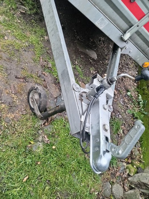 Vînd remorcă 750kg