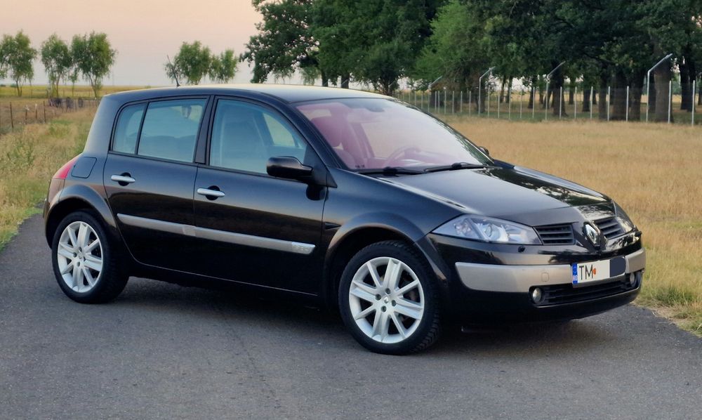 RENAULT Megane