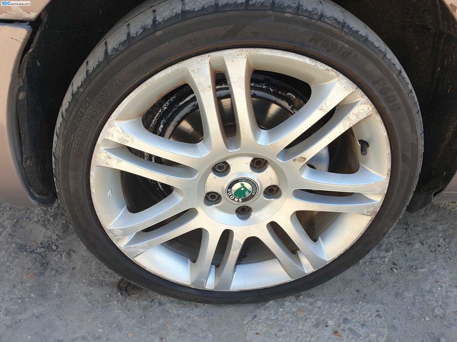 Set 4 Jante Roti Aliaj 225 40 18 R18 ZR18 5x112 Anvelope Vara Volkswagen Golf 5 2004 - 2008 [K0055]