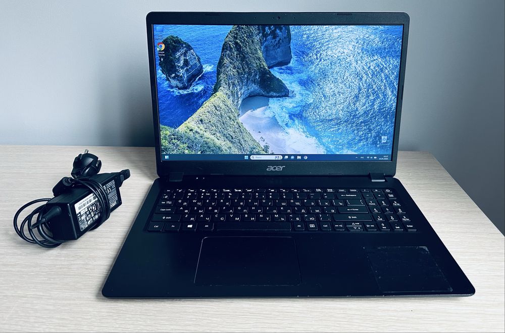 Ноутбук Acer Ryzen 3 8GB, 256GB SSD, VEGA 4 4GB