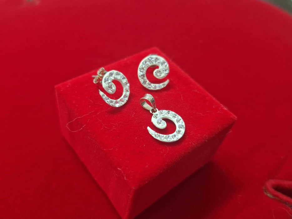 AG141,set argint 925,nou.marcat, spirale zirconii albe, deosebit