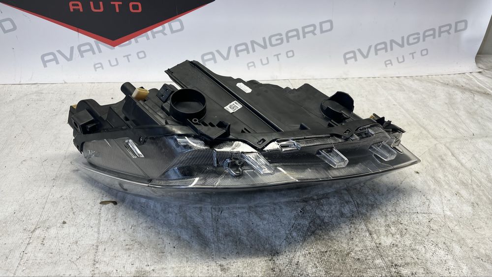 Seat Ibiza 5 Lift десен и ляв фар