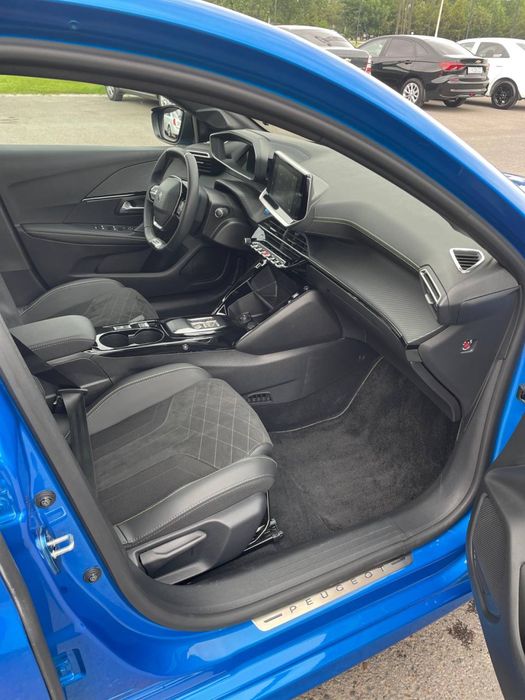 Peugeot e208 GTi