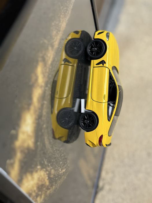 Метална количка BMW M8