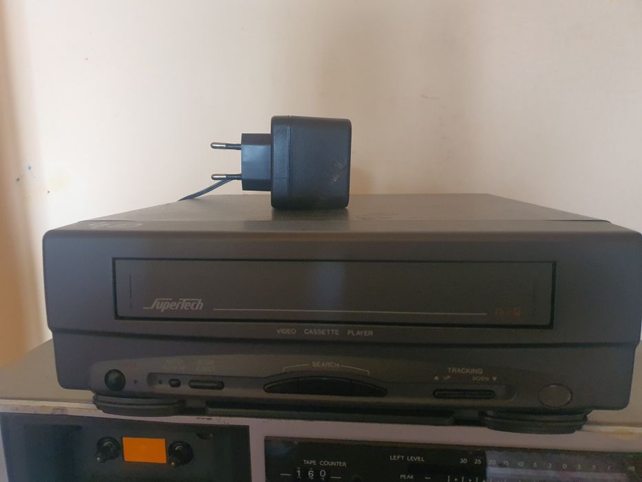 se vinde videoplayer supertech