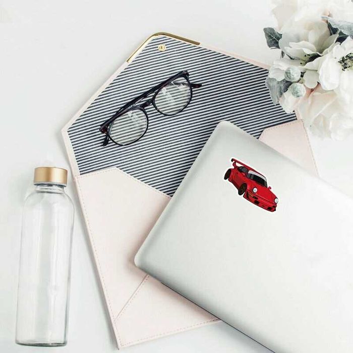 Стикери на японски, американски, немски, италиански автомобили