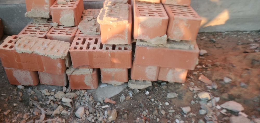 Облицовачный кирипич Б/У 50шт