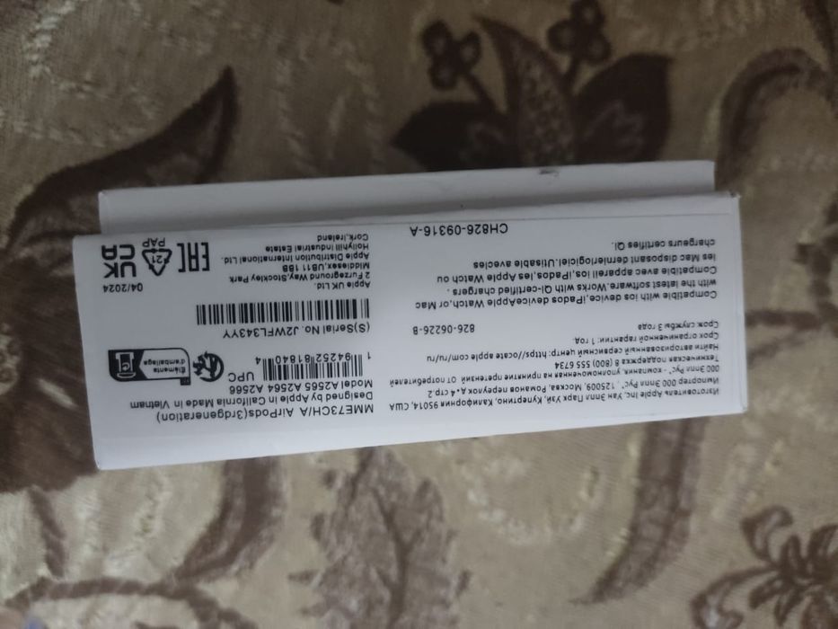 Продам наушник Айрподс 3