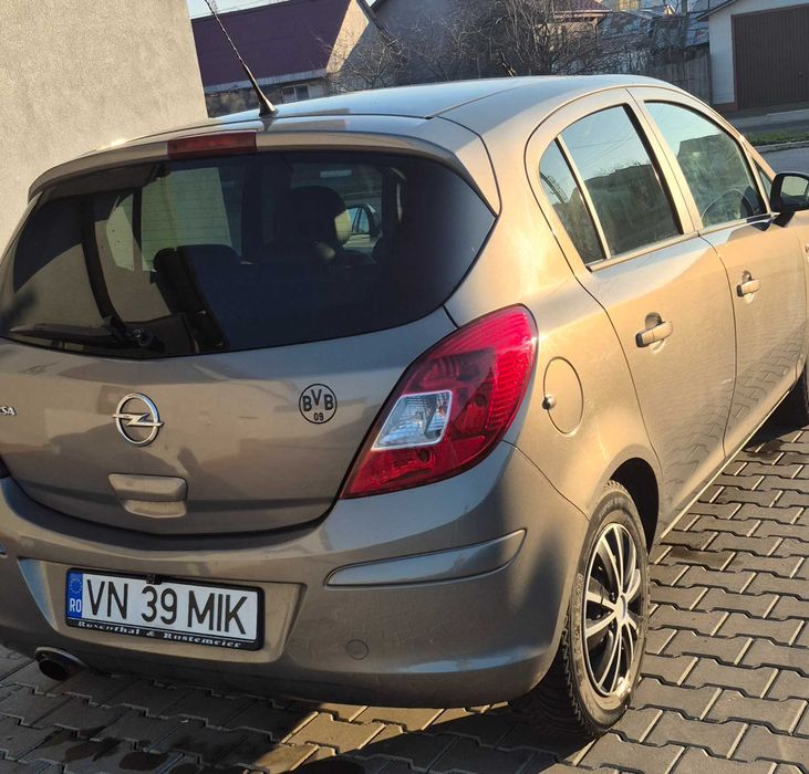 Vând Open corsa 2012