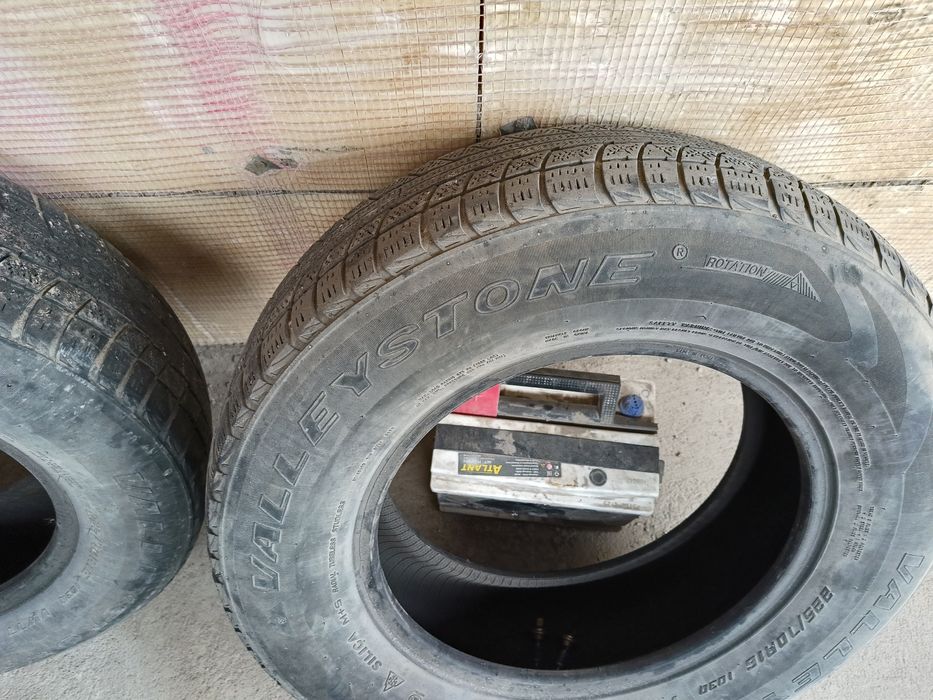 Шины зимние на 16