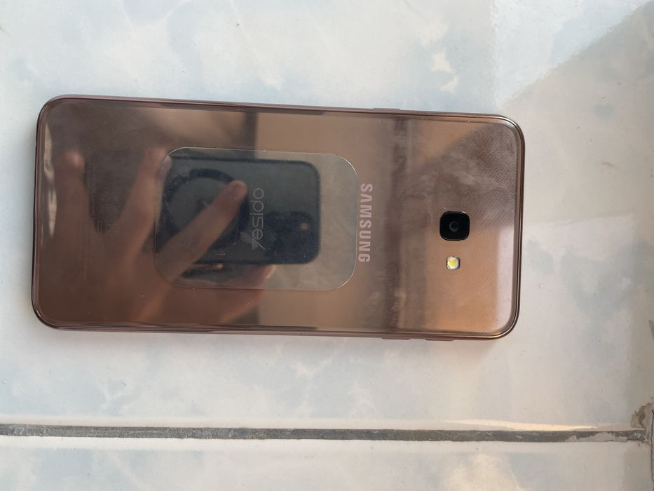 Vand samsung J4 plus