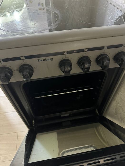 Продается электрическая плита