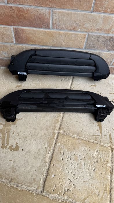Suport auto Thule pentru 3-5 perechi de schiuri