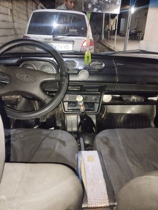 2106Jiguli holati ortacha yurip turgano'zim minip yurgan moshinam  hoh