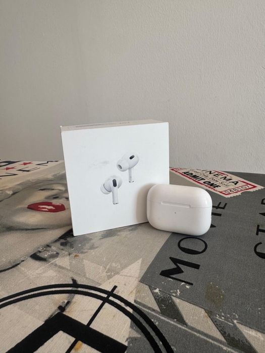 Продам наушники AirPods pro 2