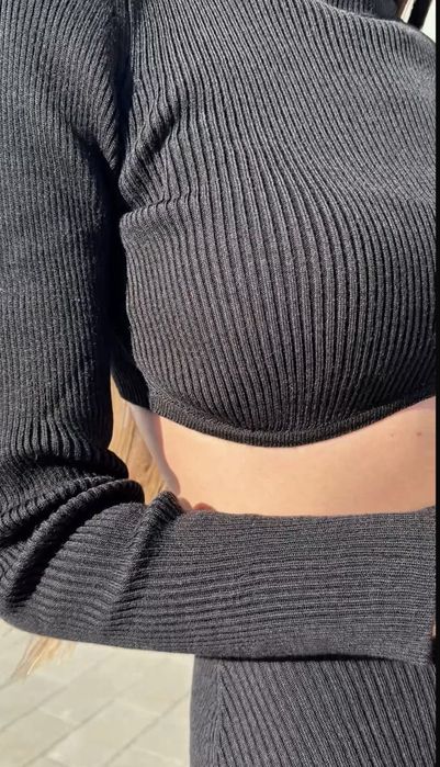 Черен сет от две части