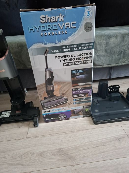 Aspirator Shark Hydro Vac